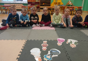 Dzieci poznają polskich bohaterów z baśni