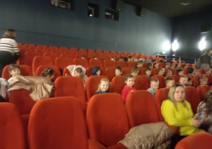 przedszkolaki w kinie