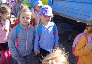 Dzieci na wycieczce w Dobroniance